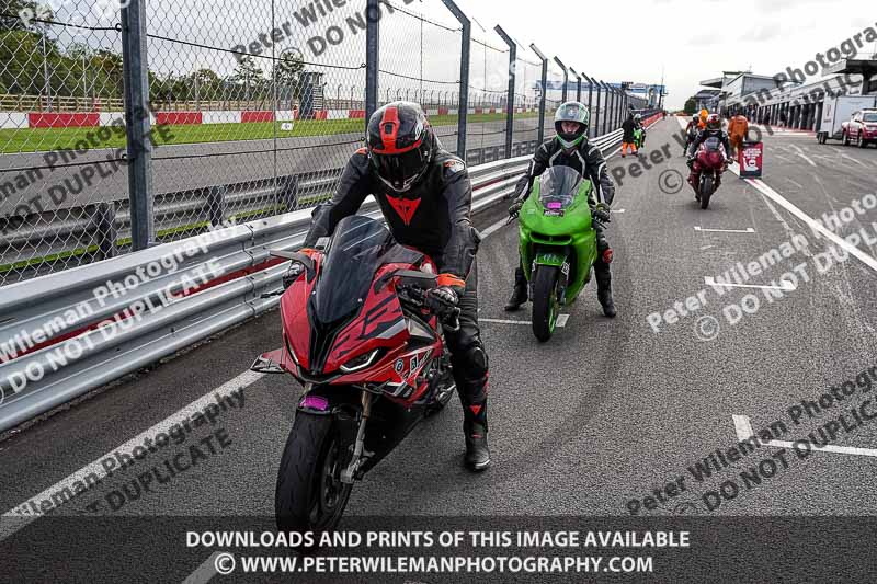 donington no limits trackday;donington park photographs;donington trackday photographs;no limits trackdays;peter wileman photography;trackday digital images;trackday photos
